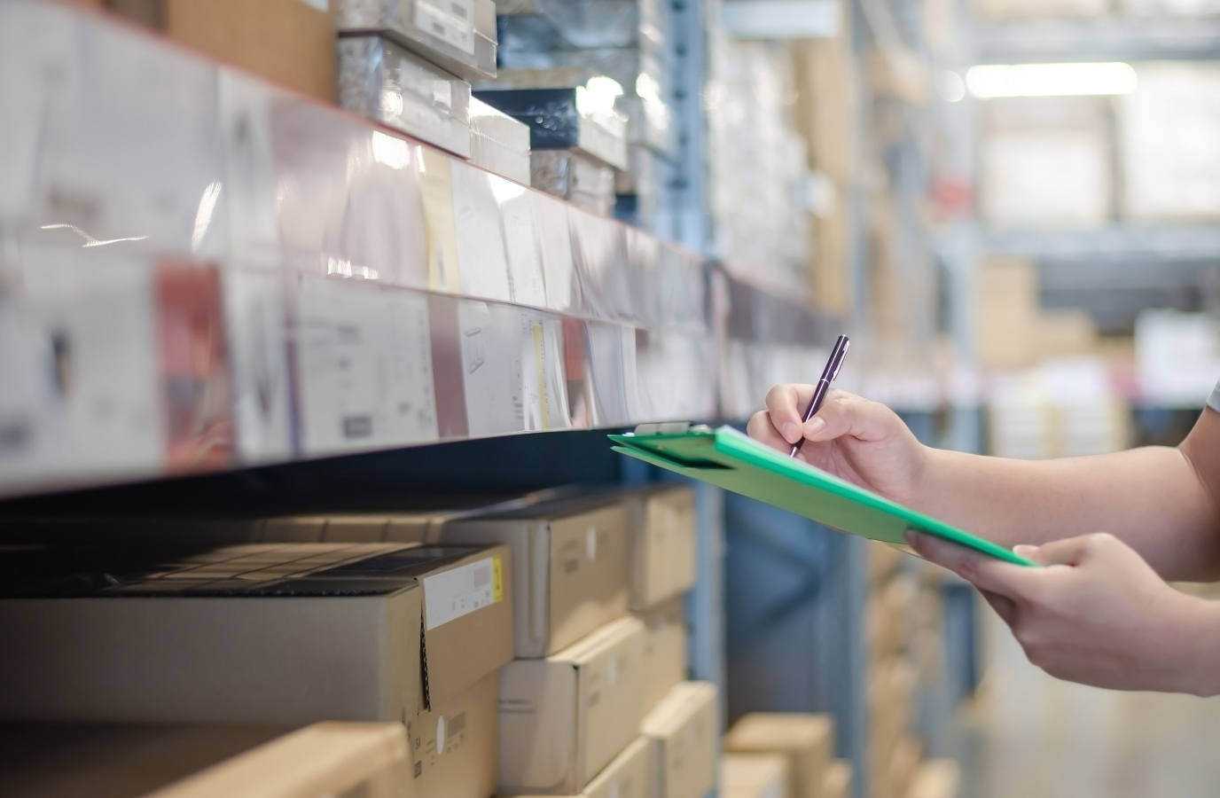 Vendor Managed Inventory at a Warehouse (VMI)